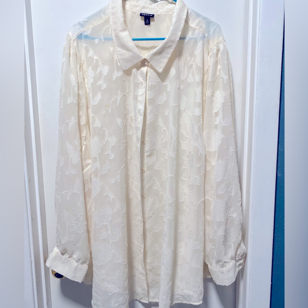 Torrid long sleeve top